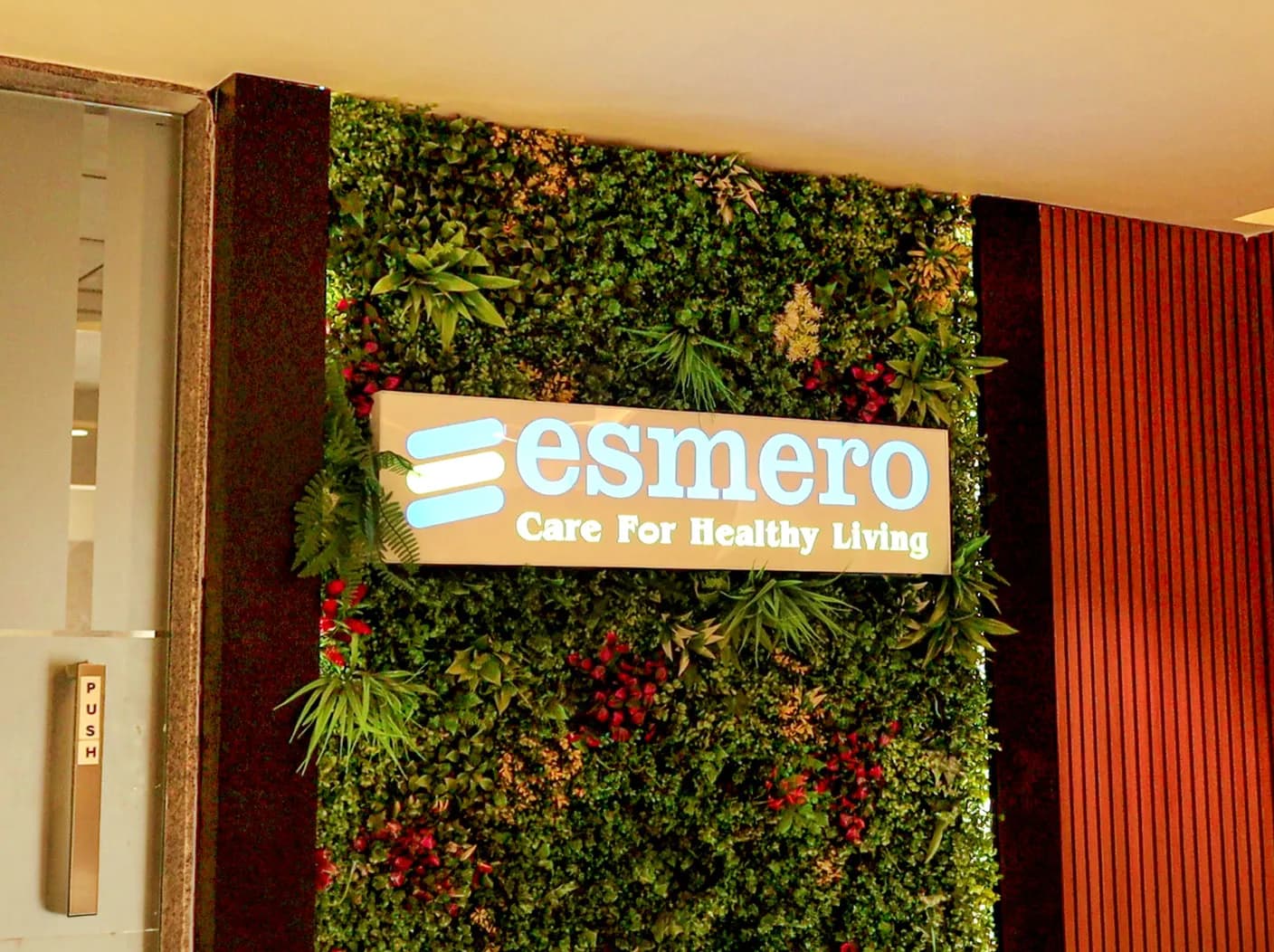 esmero_office_1
